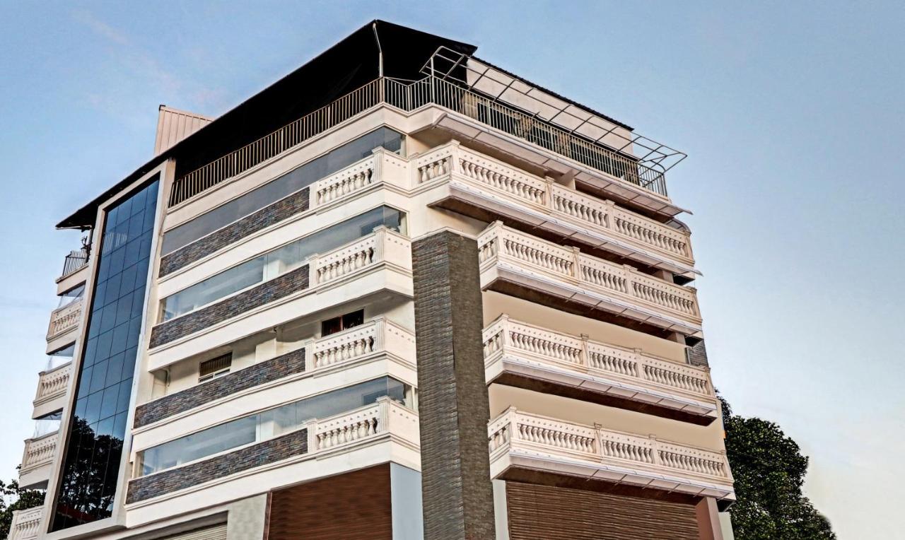Itsy Hotels Dew Dreams Kochi Exterior photo